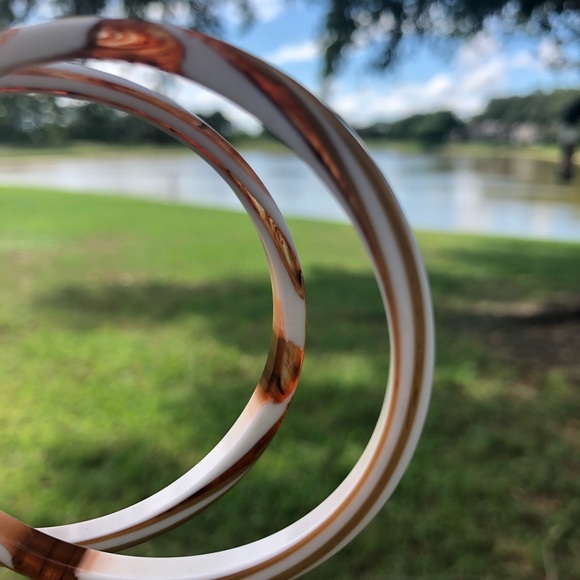 Vintage Jewelry - Vintage Root beer and Cream bangles